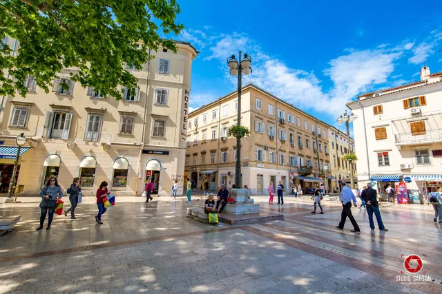 Stadtplatz nahe dem Korzo in Rijeka